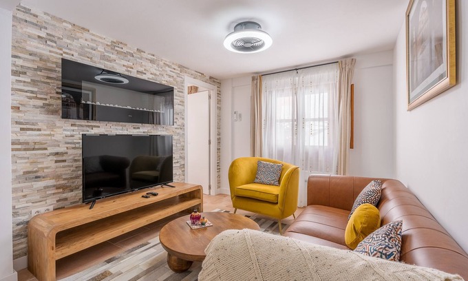 San Pedro Apartment | Casa al Andalus: Chic, Serene & Posh City Center Pad with WiFi and air conditioning!