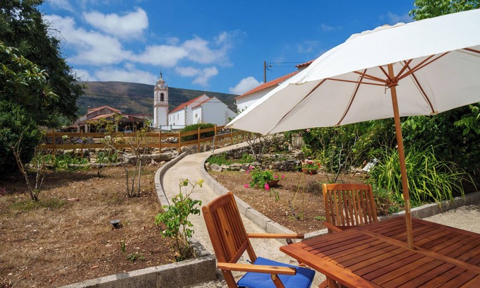Alvados Cottage | Casa Alba, from 1926! Cosy Mountain Retreat in the Centre of Portugal.
