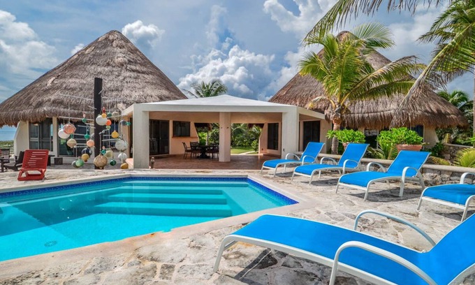 Akumal Villa | Casa Alux: Oceanfront Villa with Infinity Pool & Breezeway