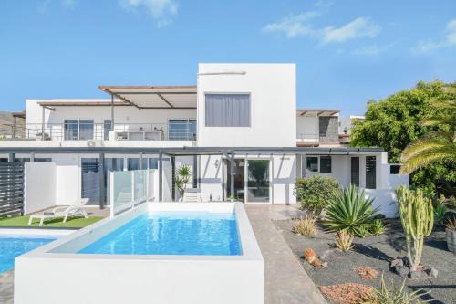 Macher House | Casa amanecer 1