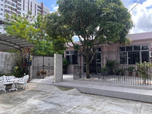 Marambaia House | Casa ampla e tranquila em Belém