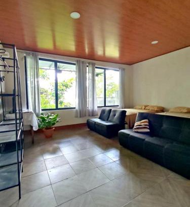 San Juan La Laguna House | Casa Anita