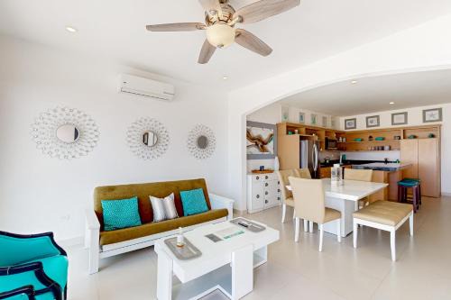 La Paloma House | Casa Aquamarina 43 - Playa Arcangel