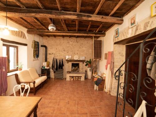 Artena House | Casa Arco Oscuro