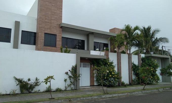 Atalaia House | Casa Aruana