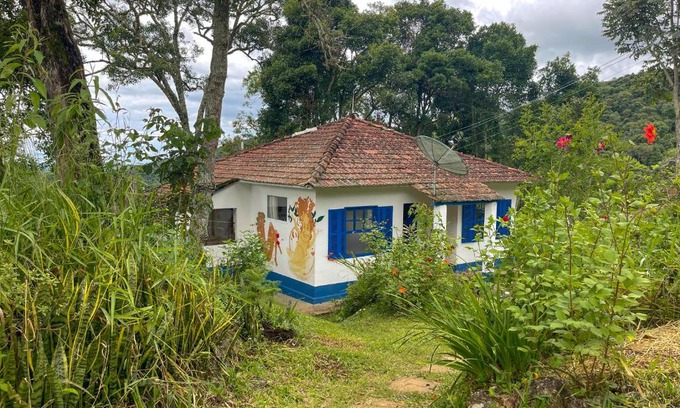 Itapeva House | Casa azul - Sitio Nossa Paz