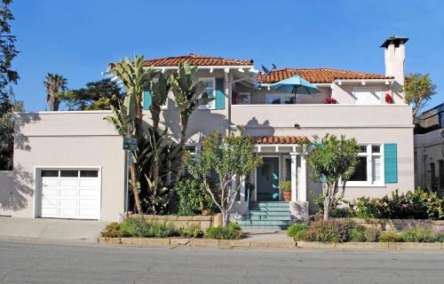 West Beach House | Casa Azzurra
