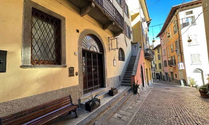 Lovere Apartment | Casa Beccarie Lovere