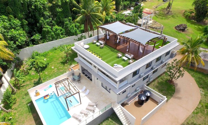 Zarzal House | Casa Bella - El Yunque Rainforest Mansion with Panoramic Views + Rooftop Lounge