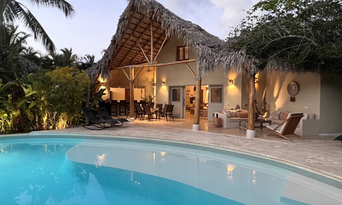 Las Terrenas Villa | CASA BELLA - Luxury 4/5 Bed Villa w'Private Pool, 1 min walk to Playa Coson