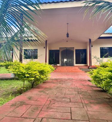 Santa Teresa Bed & Breakfast | Casa Bella
