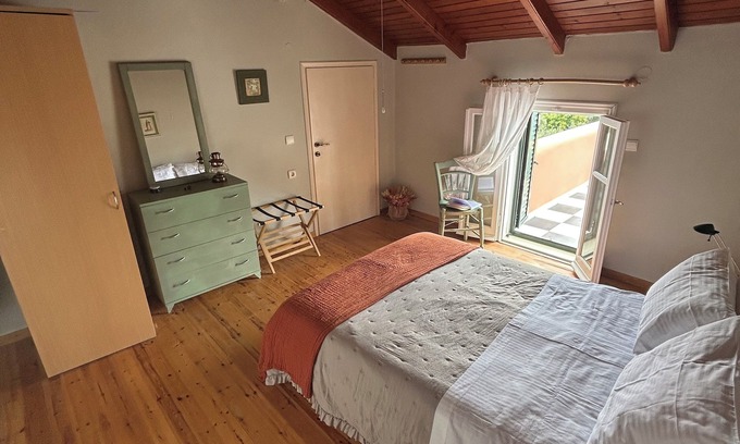 Makrata Villa | Casa Bella Vita