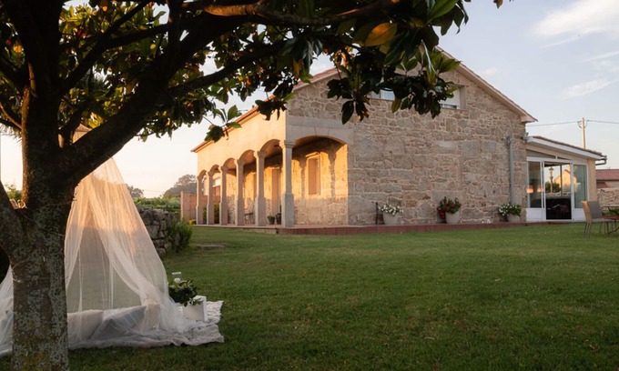 Vilanova de Arousa House | Casa Benito, complete rent tourism and events, rural house