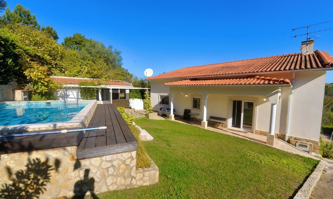 A Dos Francos House | Casa Bianca