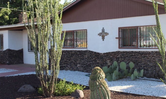 Mesilla Park House | Casa Blanca de Las Cruces