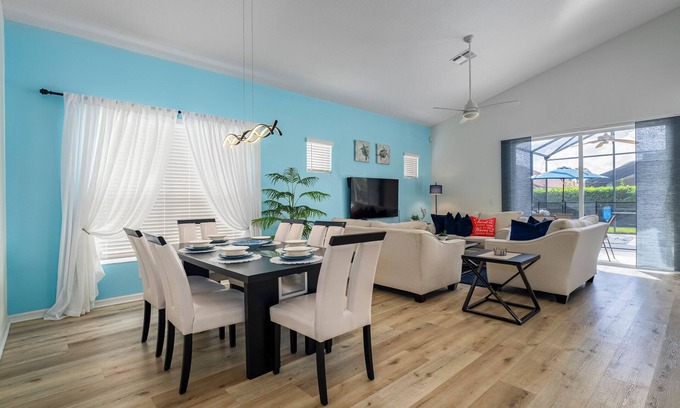 Tuscan Hills House | Casa Blu at Tuscan Hills with Game Room