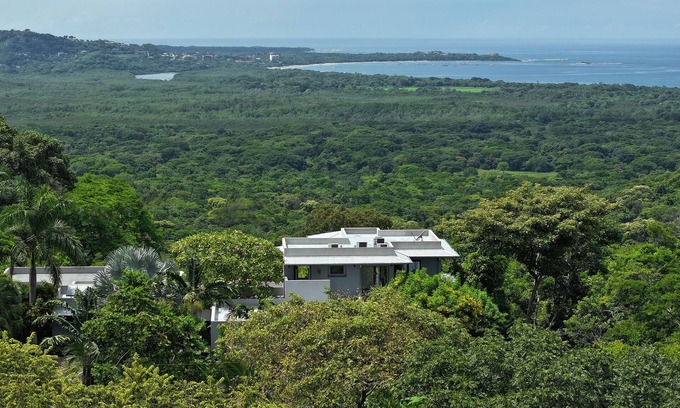 Rio Seco Villa | Casa Blue: amazing ocean views, 65ft pool, Jacuzzi, 20 min to Tamarindo.