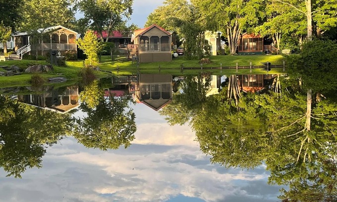 Upward Cabin | *CASA BONITA* Hiking, Biking, Wineries, Breweries