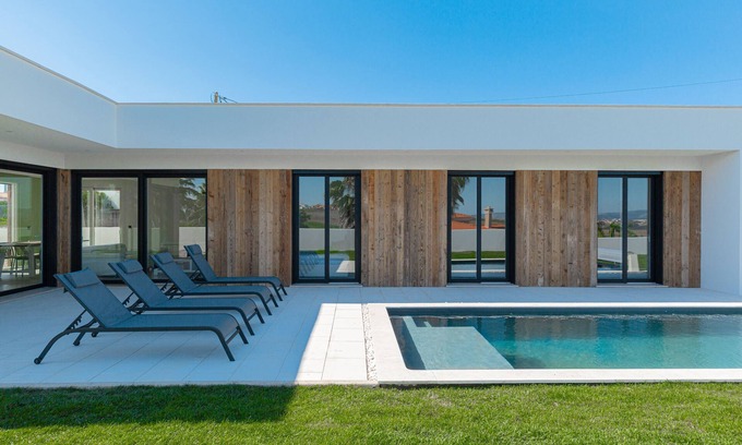 Atalaia Villa | Casa Branca
