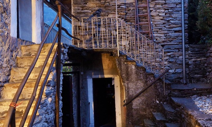 Mergoscia Apartment | Casa Bruja