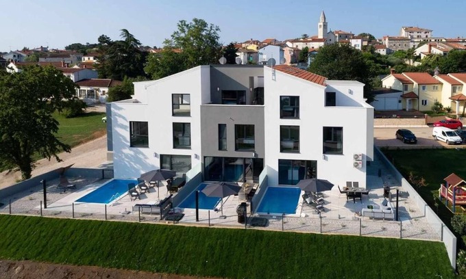 Funtana House | Casa Bura - Premium vacation home with heated pool in Funtana