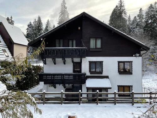 Predeal Villa | Casa Caluco