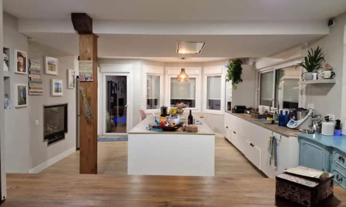 Llinars del Valles House | Casa Canadiense