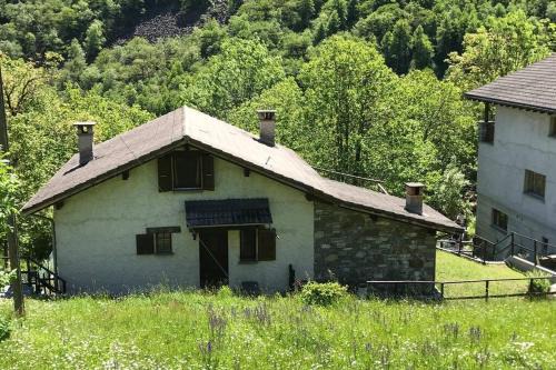 Lavizzara House | Casa Cantoni