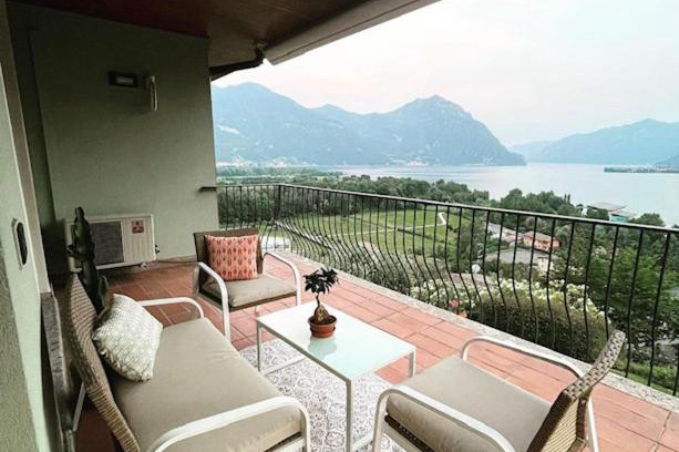 Costa Volpino House | Casa CAPONETTI