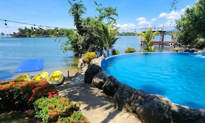 Livingston Hotel | CASA CARIBE HOTEL