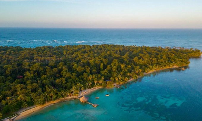Isla Bastimentos Cabin | Casa Cayuco Eco-Adventure Lodge