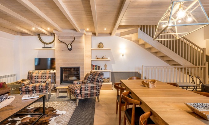 Baqueira House | Casa Chamois by Totiaran
