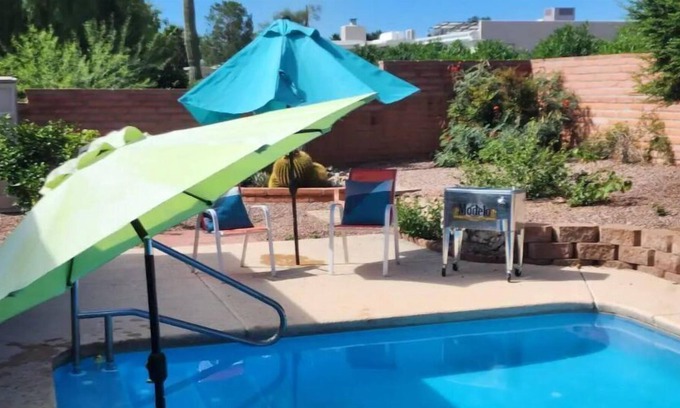 Green Valley House | Casa Chido with Bonus Casita Main House