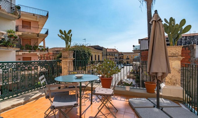 Fiumefreddo di Sicilia Apartment | Casa Ciumifriddu