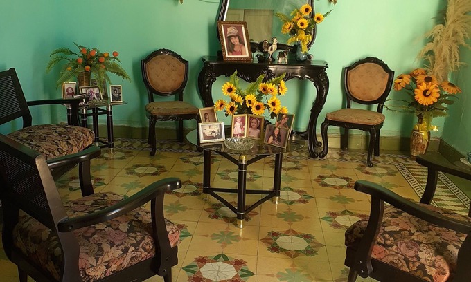 Puerto de Boniato House | Casa Colonial Loira
