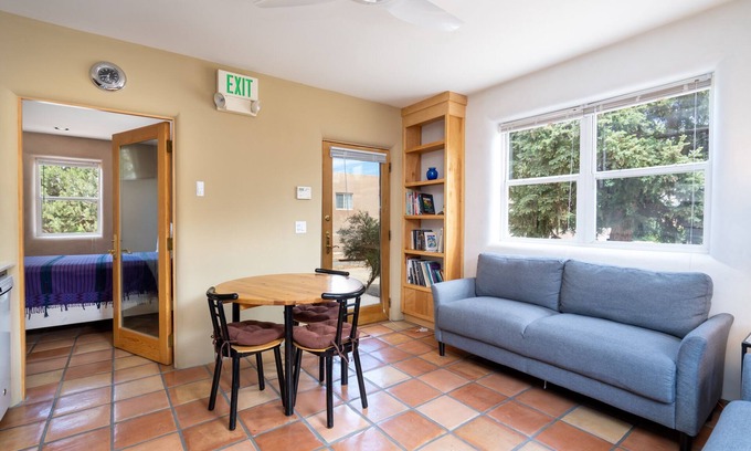 Santa Fe House | Casa Columbia | in the Heart of Santa Fe