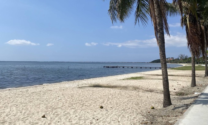 Araruama House | Casa com 3 Quartos em Condominio com Acesso Privativo Para a Lagoa