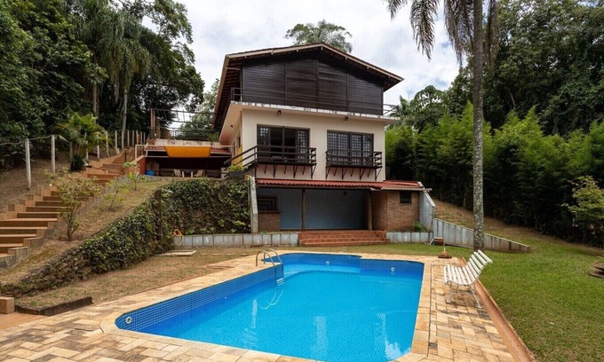 Mairipora House | Casa com piscina, churrasqueira, Wi-Fi e garagem