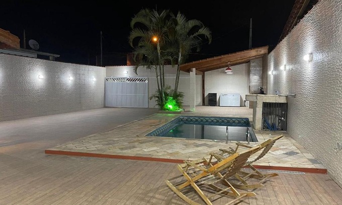 Itanhaem House | Casa com piscina em Itanhaém