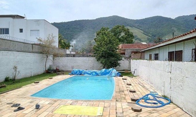 Praia da Enseada House | Casa com piscina perto da praia