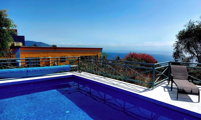 Brena Baja House | Casa con Piscina Compartida Cerca de Santa Cruz de La Palma