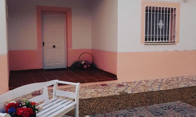 Almodovar del Rio Villa | Casa con piscina de agua salada Villa Pepucho 1