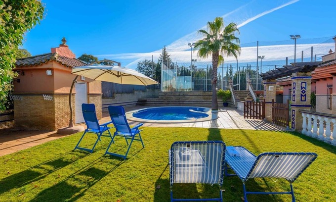Castilblanco de los Arroyos Villa | Casa con pista de padel Castilblanco de los Arroyos by Ruralidays