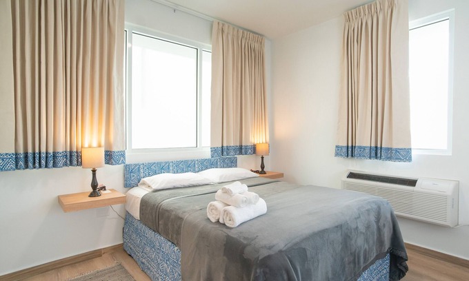 Condado Hotel | Casa Condado Hotel: Steps to Beach & Nightlife