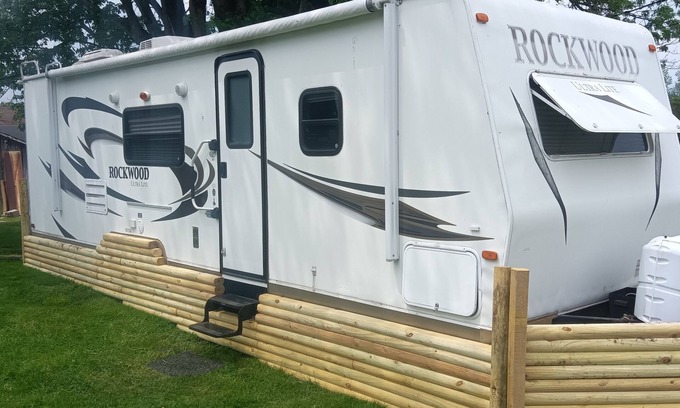 Pikeville House | Casa Coqui Camper, with WiFi, & AC, 3 miles from Falls Creek Falls State Park