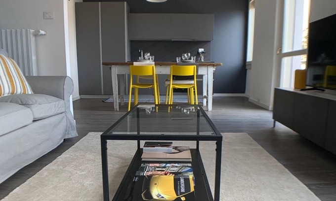 Desenzano del Garda City Centre Apartment | Casa Costa Nuovissima in Centro Storico