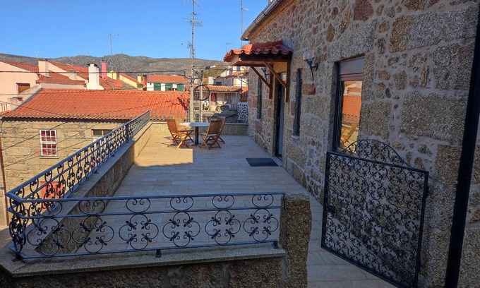 Guarda House | Casa Cruz.