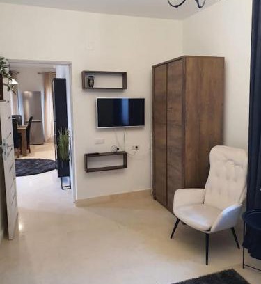 Pantelimon House | Casa cu flori