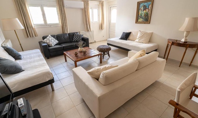 Vrahati Apartment | Casa d'Arte