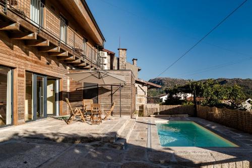 Campo de Gerez House | Casa Da Avó Custódia